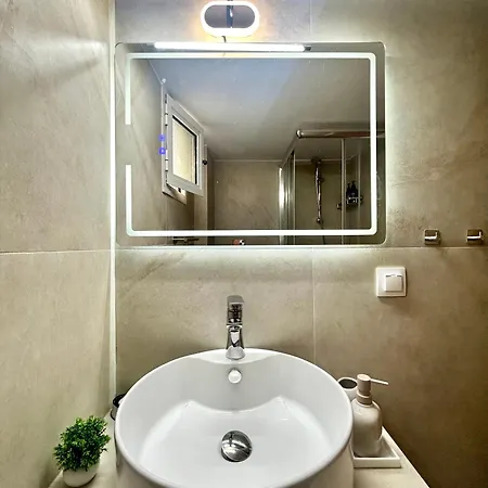 Appartamento Niki 100 Meters From Beautiful - *