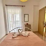 Niki 100 Meters From Beautiful - Διαμέρισμα *