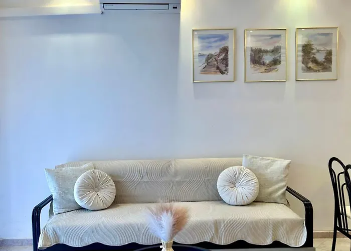Niki 100 Meters From Beautiful - Apartment Pefkochori