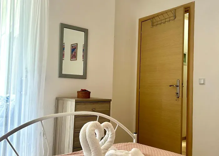 Niki 100 Meters From Beautiful - Pefkochori