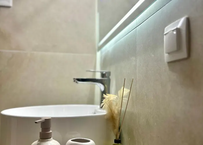 Apartment Niki 100 Meters From Beautiful - *