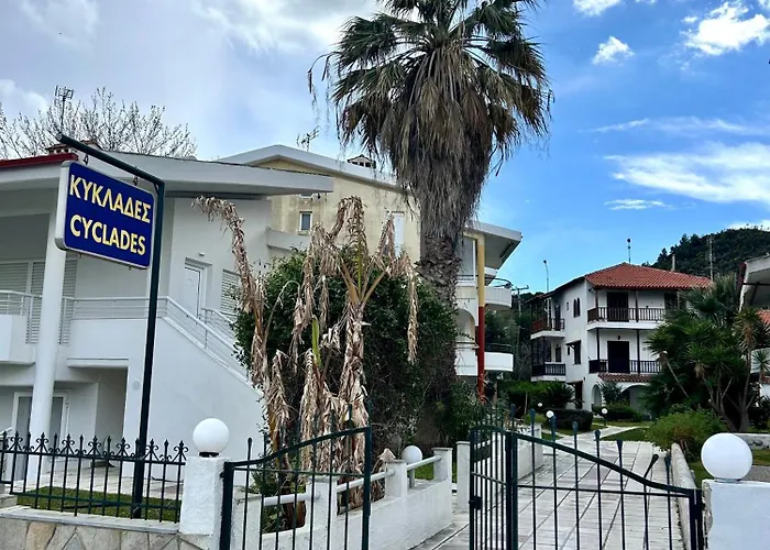 Niki 100 Meters From Beautiful - * Pefkochori