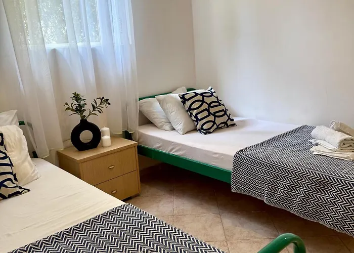 Niki 100 Meters From Beautiful - Apartmán